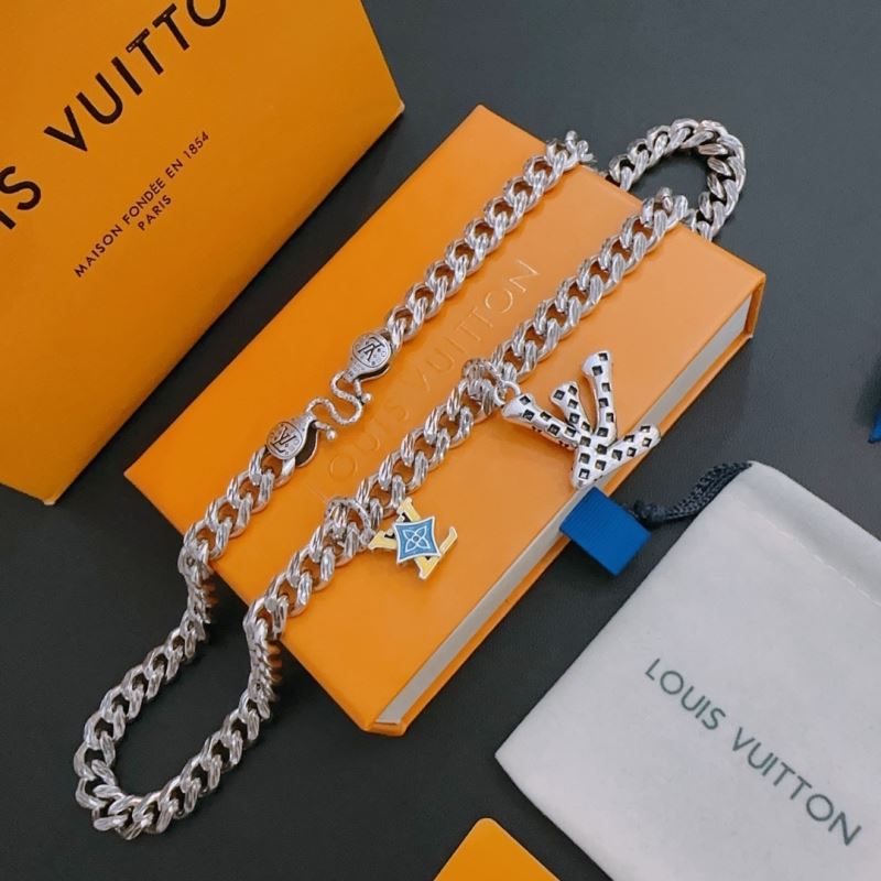 Louis Vuitton Necklaces